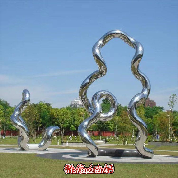 大型不銹鋼異形擺件，為公園綠地增色