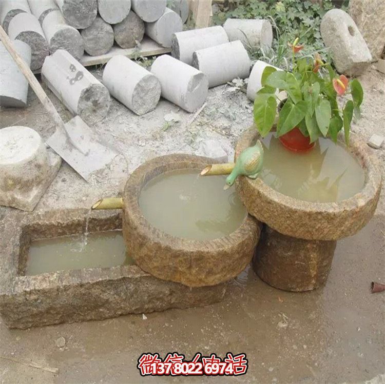 古老農(nóng)村石槽流水魚(yú)缸，傳統(tǒng)擺件裝飾景觀