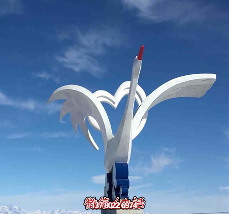 不銹鋼愛心鶴雕塑，點亮廣場創(chuàng)意之美