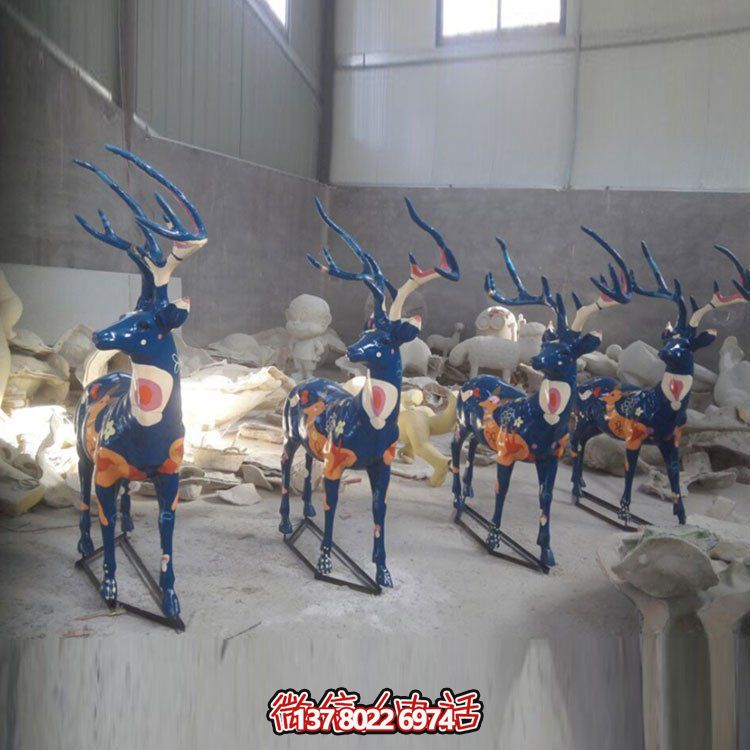 玻璃鋼梅花鹿彩繪擺件，把園林景觀裝點(diǎn)出夢(mèng)幻色彩