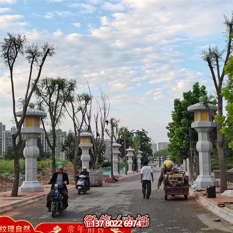 精美絕倫的大型石雕燈籠，專為園林路燈定制