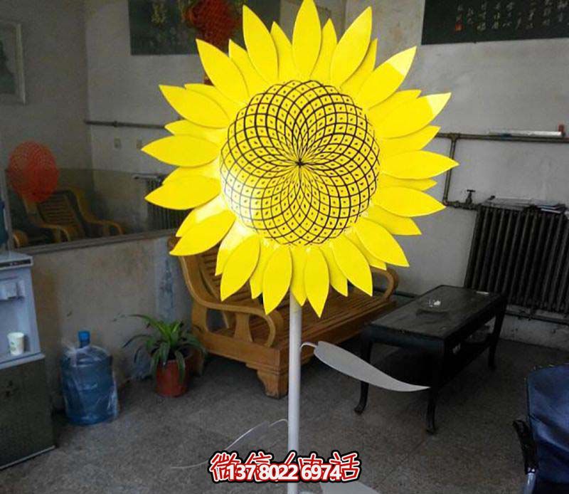 不銹鋼游樂(lè)園草坪擺放雕塑,向日葵裝飾 不銹鋼游樂(lè)園草坪擺放雕塑,向日葵裝飾