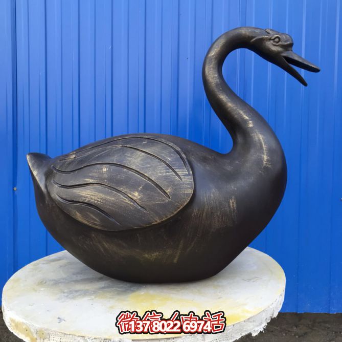 不銹鋼雕塑,休息時讓湖邊更美麗——天鵝雕塑 不銹鋼雕塑,休息時讓湖邊更美麗——天鵝雕塑