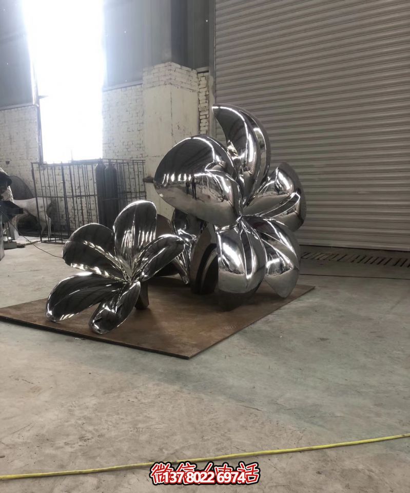 不銹鋼廣場鏡面花朵雕塑 不銹鋼廣場鏡面花朵雕塑