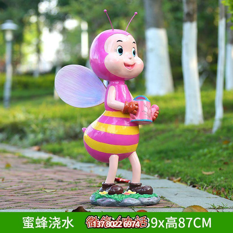別墅庭院學校蜜蜂澆水玻璃鋼蜜蜂雕塑 別墅庭院學校蜜蜂澆水玻璃鋼蜜蜂雕塑